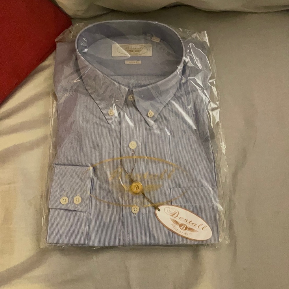 Me s button down shirt